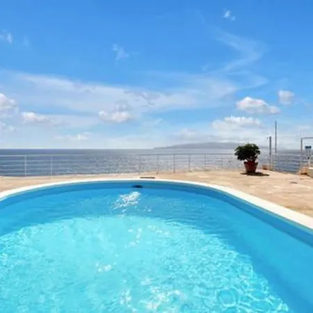 Costa Isora Frontline Daire *
