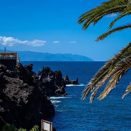 Costa Isora Frontline アパート *